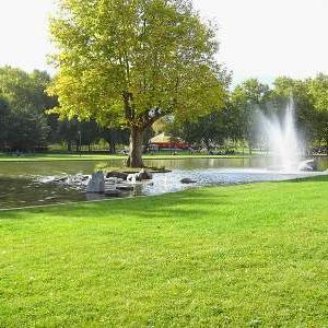 Webradio Libre venez écouter là http://t.co/C9Sjk01ysK ou directement en streaming sur http://t.co/8fHpWd987b