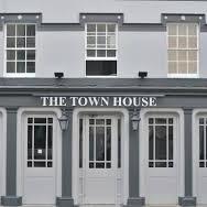 ***UNDER NEW OWNERSHIP*** Town centre bar in Eastbourne. Bringing pizza & craft beers to town.