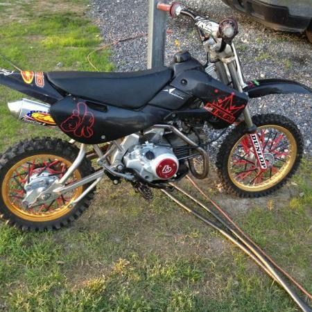 JhuatreeNew's profile picture. 