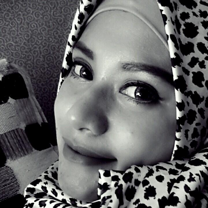 shantisans's profile picture. 