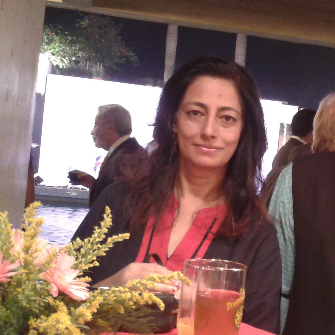 Sunita Vakil Profile