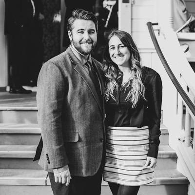 A blogger who can never can make up her mind, married, dog lover and a mom-to-be.