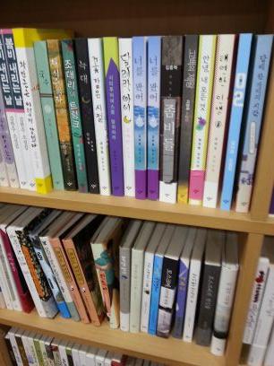 그리움도 외로움도....                        술잔에 잠긴 슬픈 기억들