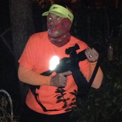 dammitshanerun's profile picture. Fun having, wife loving, ultrarunning man fortunate enough to be allowed to live in the house owned by the dogs.