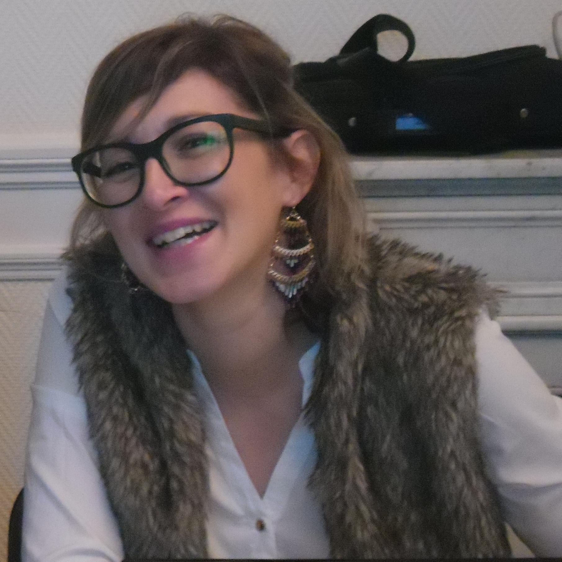 CindyOroBona's profile picture. Assistante de projet #Eportfolio