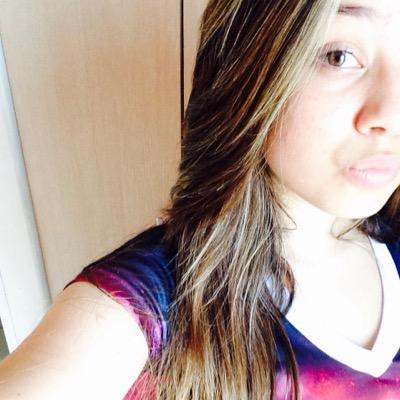 paccanar0's profile picture. lovatic, directioner, barbz, kélover, faker e potterhead