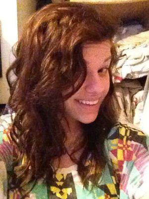 Kassidee Annie ✌ don't really do this social media crap yo