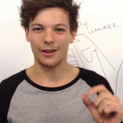 dm me your fav photos of louis