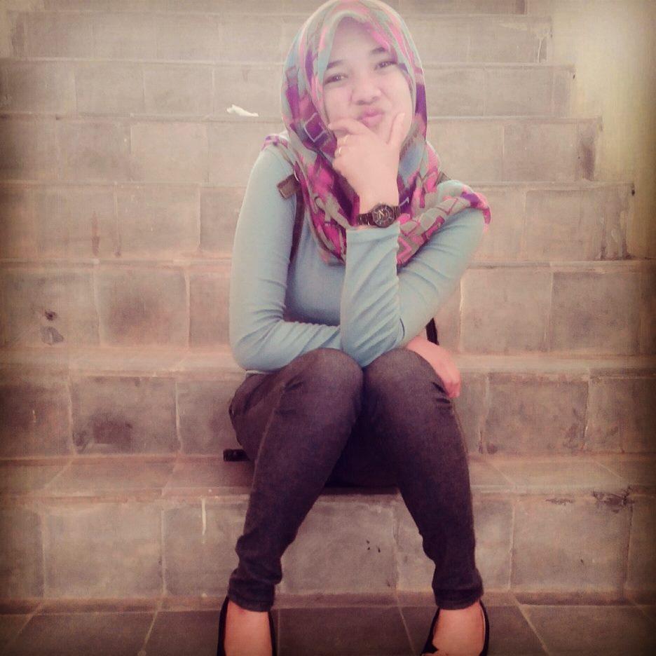 Helya_yaya's profile picture. ♥♥ Hidup dngan apa ada nya ,bukan karna ada apa nya ツ    
 ♥♍ůååå ©hh♥ ♥♍ůååå ©hh♥
‎​○k..:) ○k..;)™ ‎​​​​°•·♥3♡