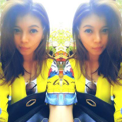 NdeRagi's profile picture. WHITE