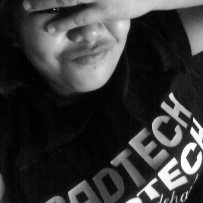 theycallmekams's profile picture. Love is the reason why miracles never die.