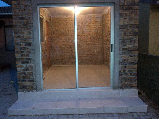 lico_19675's profile picture. There's no owners manual in what I do,but there's no job I can't handle......