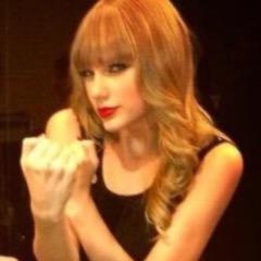 tswifteasy Profile Picture