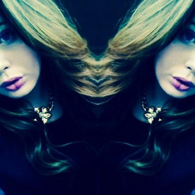 snapchat-lily-elizabeth 
insta-lilyelizabeth2000