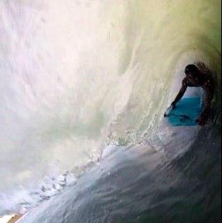 napoelias's profile picture. Soy zurdo maragariteño no puedo vivir lejos de la playa, su rumor y su humor q cambia son mi eterno anhelo