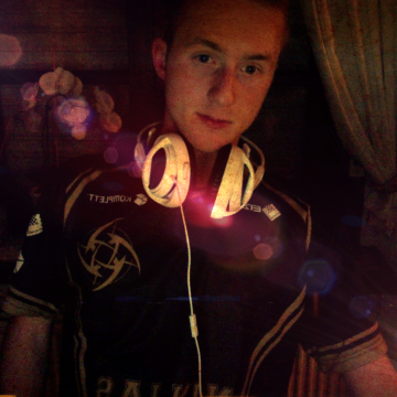 Kevin__Buts's profile picture. I'm a Total #Nerd, #Geek, #Baller