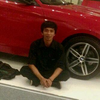 Setiap manusia punya rasa cinta yang harus dijaga kesetiannya dan Aku akan berusaha bkn menjadi sempurna dimatamu,tp aku berusaha menjadi istimewa dihatimu..