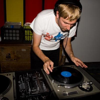 dj from Birmingham 

Enquiries tmorris0122@gmail.com