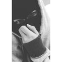 Lydia Ruff - @wemayfallapart_ - Twitter