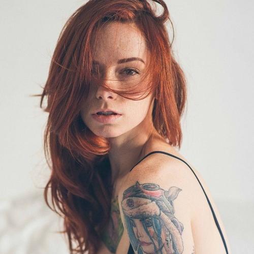 DiariesDaena's profile picture. ||327||[23] Sin tiempo ni rumbo. || Agustine's Vampire.