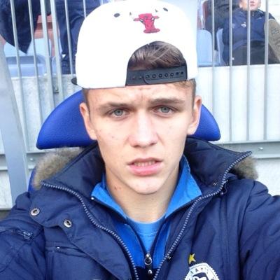 Max25674449's profile picture. 