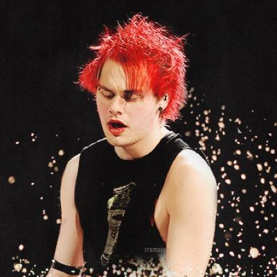 send us the prettiest michael girl(s) you know & we will share ! xx