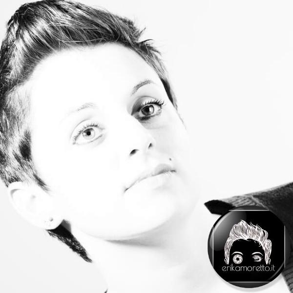 Italian.In 2007 she published the bookIllusioniEd.Apogeo.She graduated in MedicalPharmaceuticalBiotecnhnology. She's a photographer for passion.