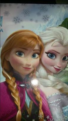 AnayElsaforever's profile picture. 