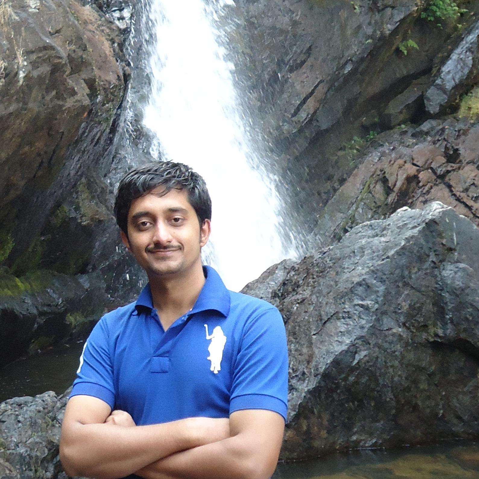 ಕನ್ನಡಿಗ Writer/Actor