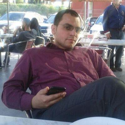 University Professor.
Interested in Medical Imaging and Machine Learning.
A proud Lebanese Canadian.