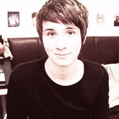 Retweet your favorite layout and i'll dm it to you ☺️Don't be afraid to tweet me for a request✨Follow my main acc @FrenchFryPhan for phan goodness
