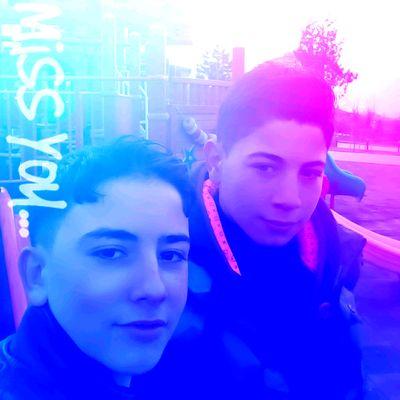 DebMozr's profile picture. 