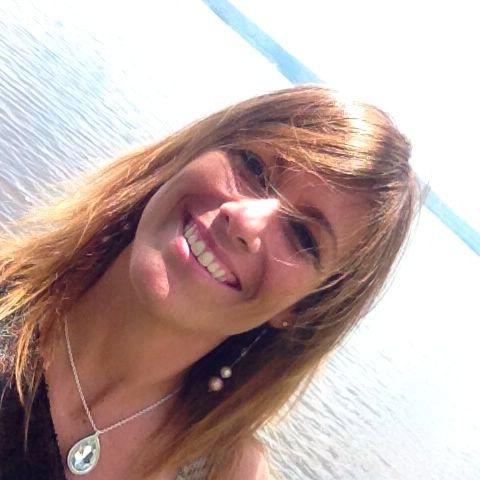 LauraCCardosi's profile picture. Digital Nomad🌎Believer in the human heart❤️ Practical Psychology 🙇‍♀️Crypto 💫 is the path to freedom🆓 Win and Help Win !