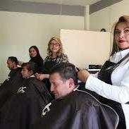 Trabajo de estilista el mi vida y amo lo q hago