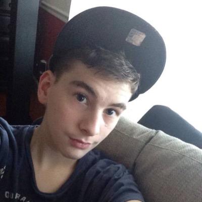 I'm Justin Carswell 14 years old I'm a really nice guy once you get to know me I'm compatable with almost anyone if your willing to be my friend I love anime to