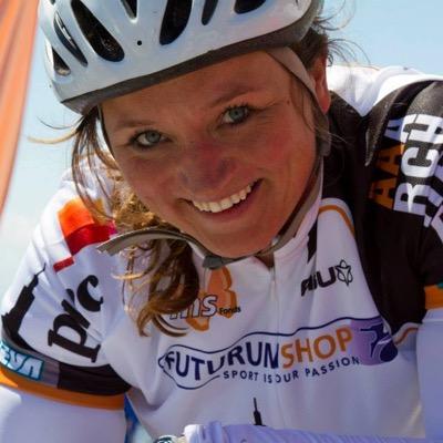 Loves sunny days in every Season | ❤️ Amersfoort | Traveling | Skiing | Ireland | Waterpolo | Club des Cinglés du Mont Ventoux | Presales Manager