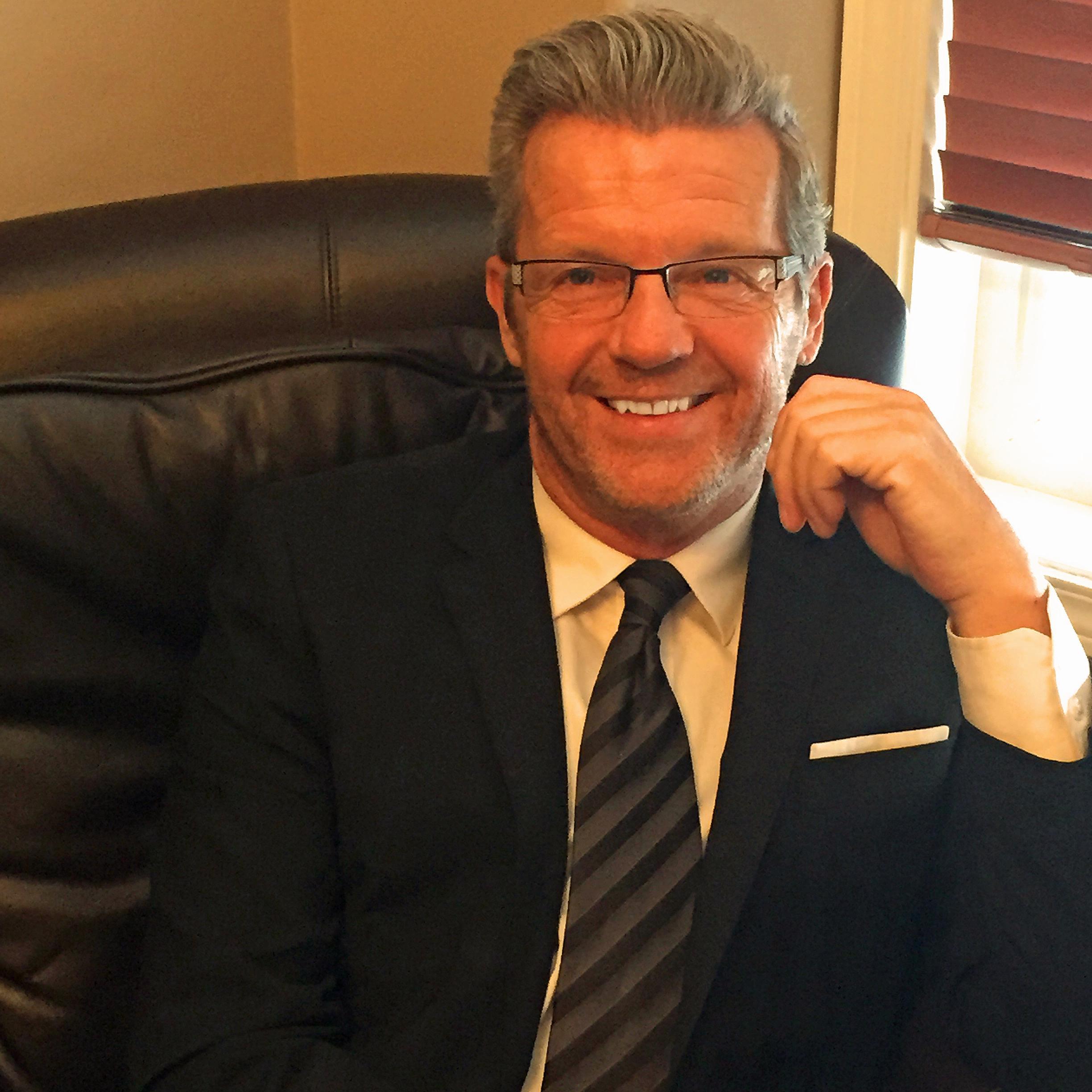 DawsonAyr's profile picture. Born in Ayr Scotland, grew up in B.C. & 15 years in Alberta, 🇨🇦 now living in Muskoka. 
Proud Father of Kate ❤