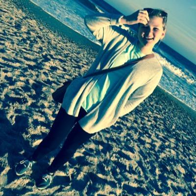 Living life Carefree. ΑΔΠ 336/910