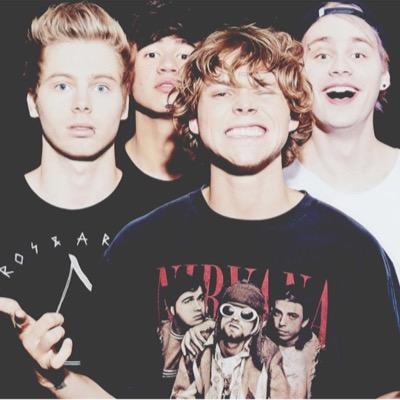 hello this is a free follow 
please follow @addisxnf  ((: