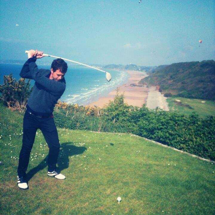 m_boscher's profile picture. Diplomé du master en management du sport de l'UFR STAPS de l'université de Caen. Directeur du golf Bluegreen de Rhuys Kerver