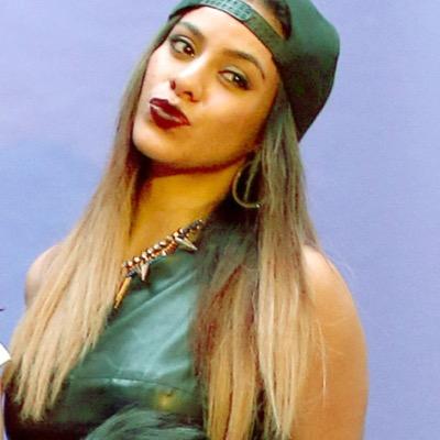 free follow ! follow @MookZodiac & @alwaysmiledinah please (they will follow you back)