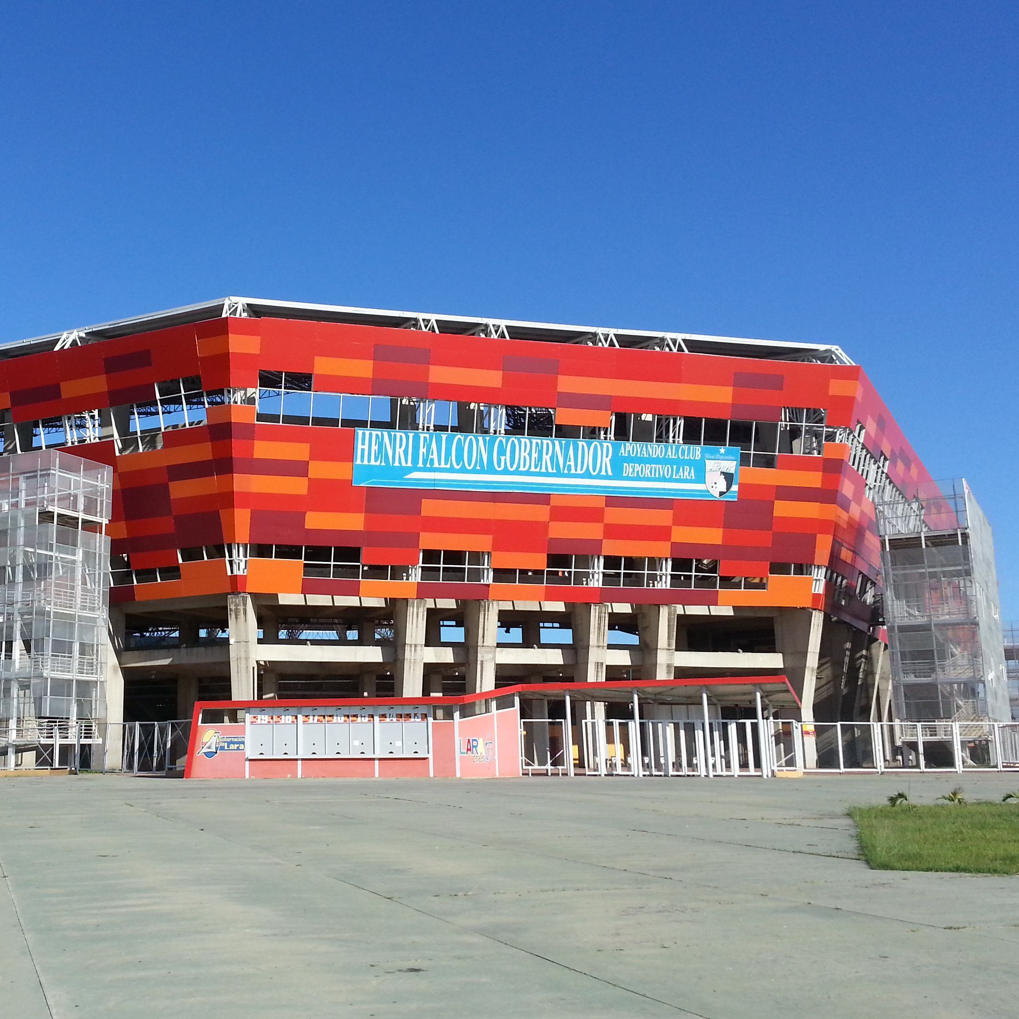 Twitter Oficial del Estadio Metropolitano de Lara. Casa del Club Deportivo Lara, Síguenos en instagram @estadiometropolitanolara