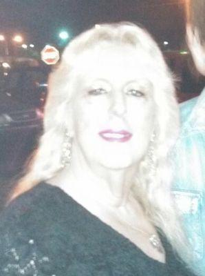 IM A SOUTHERN LADY ! WHO ENJOYS DANCING,HORSE BACKRIDING,RIDING MOTORCYCLES.SHOOTING POOL,CAMPING,FISHING.MAKING NEW FRIENDS.