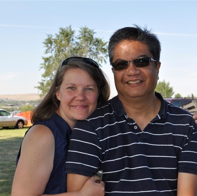 Wife. Mom. Jesus seeker. Love adventures, taking photos & helping others digitize old media & stories.  Top Fan of @BBristolband  ❤ Dum Spiro Spero.