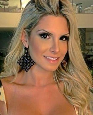 O Homem e mortal por seus temores e imortal por seus desejos.