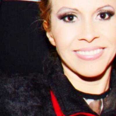 se eu sorrir, é por você joelma  ❤️