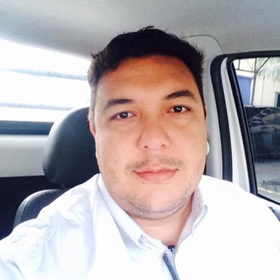 Aqui é meu canto de falar tudo o que penso e tenho vontade, de encontrar os amigos e rir a maioria das vezes, não gostou, blz, Anfolou-me!