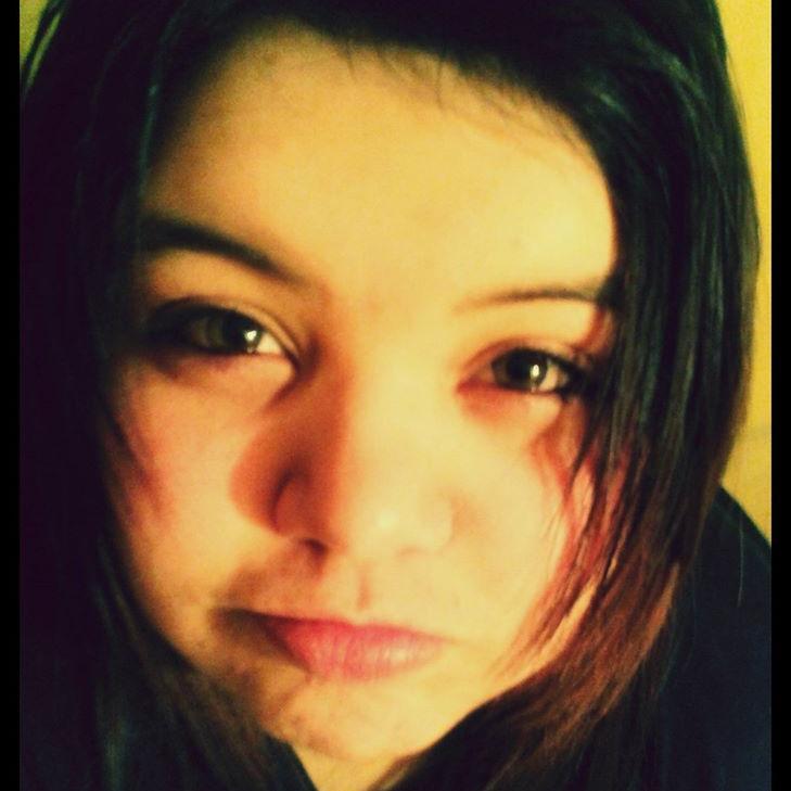 Hola me llamo kathina, mi sobrenombre es nely tengo 16 años *-*, me gusta el anime :T 7u7