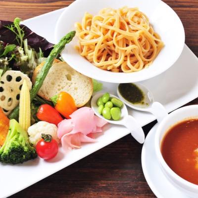 2014年10月14日にオープンいたしました！ 2020年2月1日移転オープン ふかや女子流 アイモ らーめん・つけ麺・居酒屋 営業時間 11:00〜14:00 17:00〜21:30（L.O21:00）休業日 毎週火曜日 第4水曜日 臨時休業あり　電話番号048-577-7980