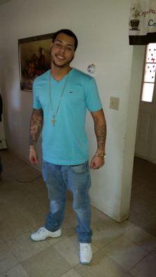 Respected by few Hated by many only ride wit the realest by me ..... free my bro Dee see you soon ..... 413 folllow me;)